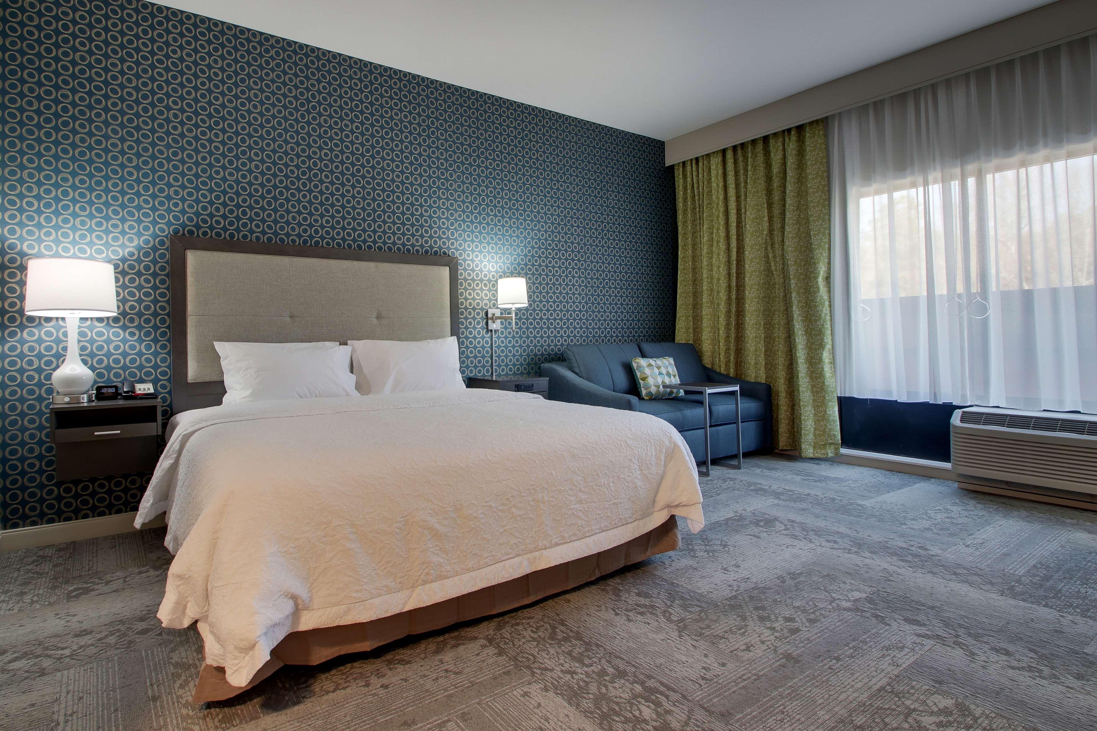 Hampton Inn & Suites By Hilton Knightdale Роли Экстерьер фото