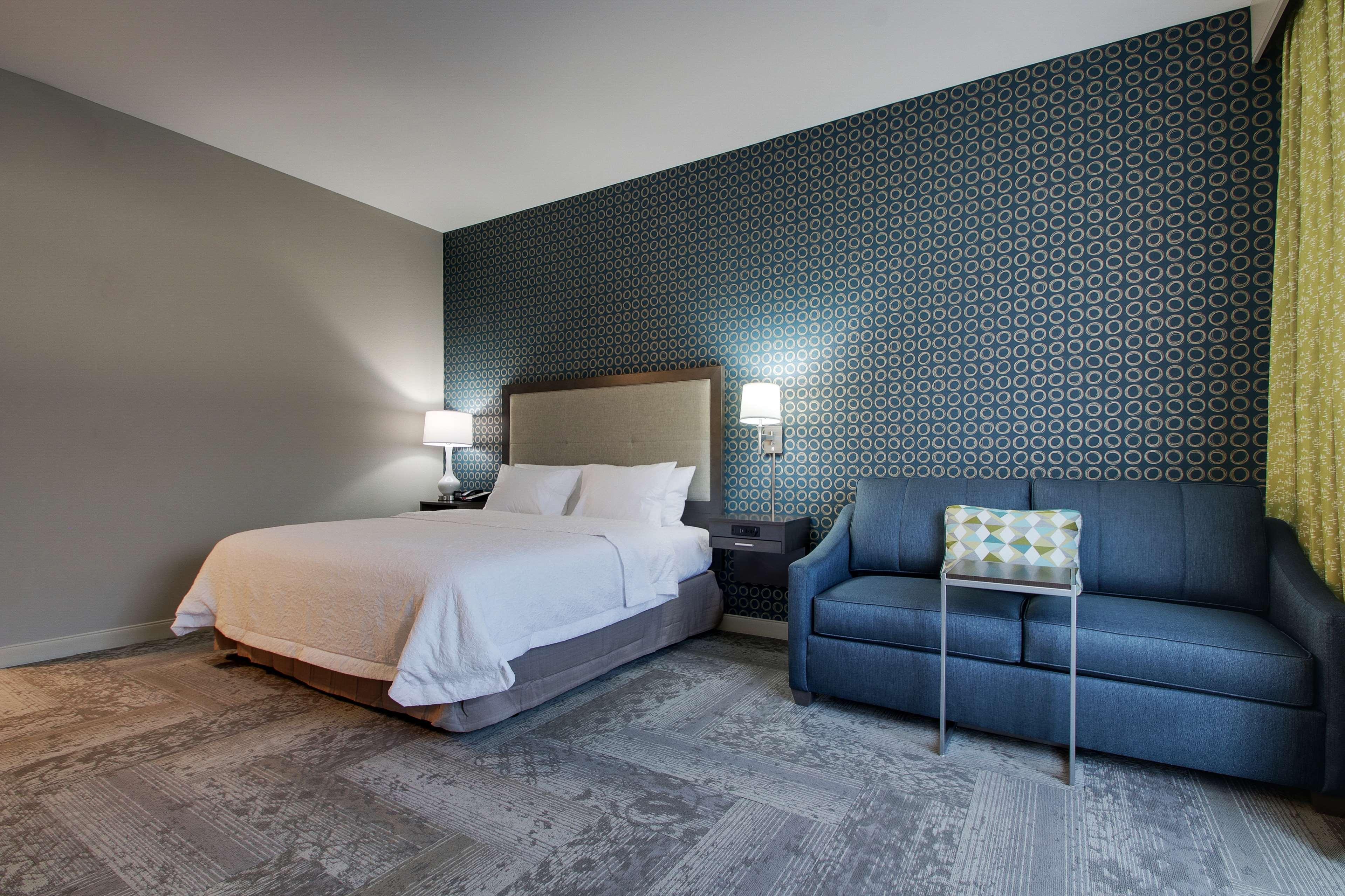 Hampton Inn & Suites By Hilton Knightdale Роли Экстерьер фото