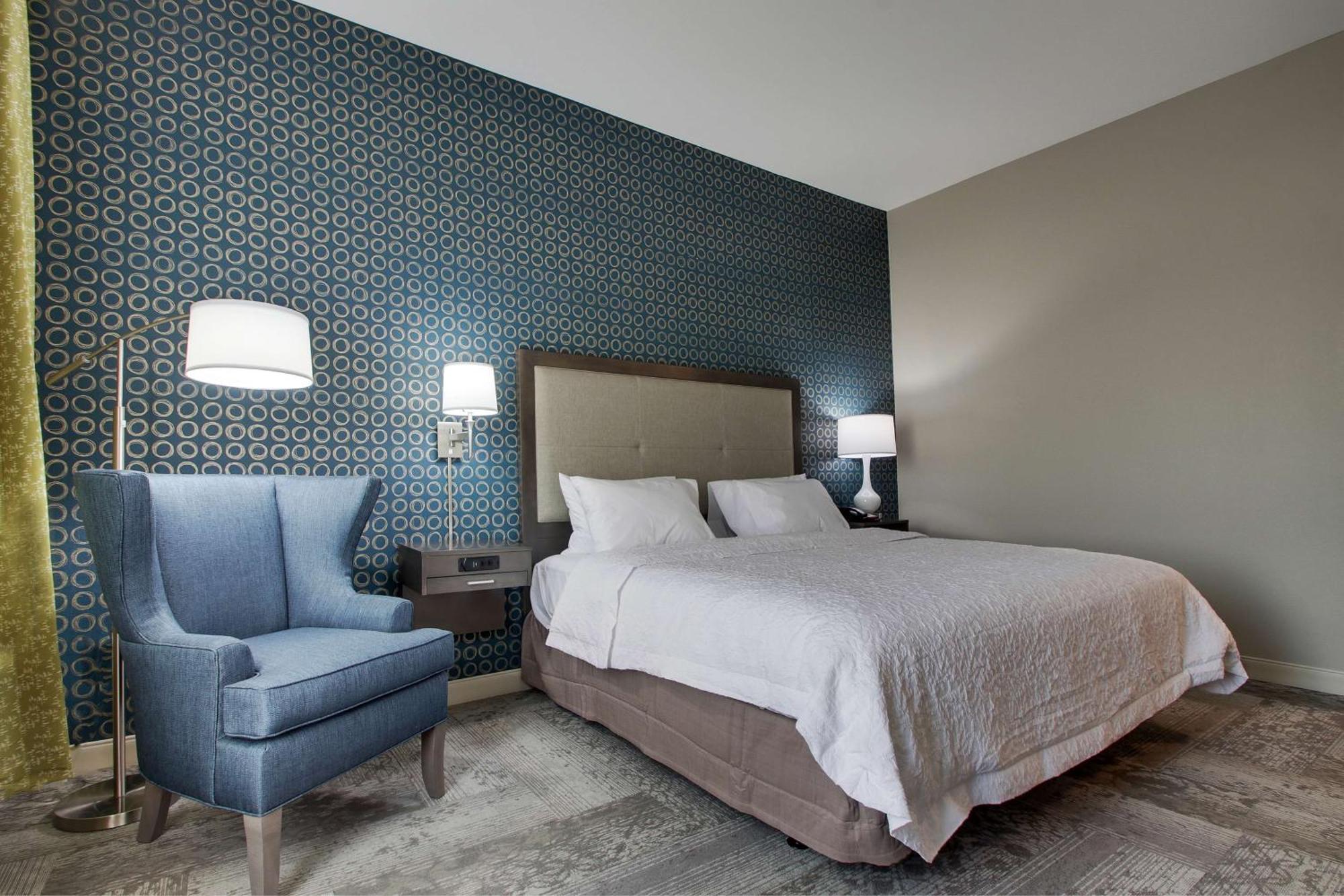 Hampton Inn & Suites By Hilton Knightdale Роли Экстерьер фото