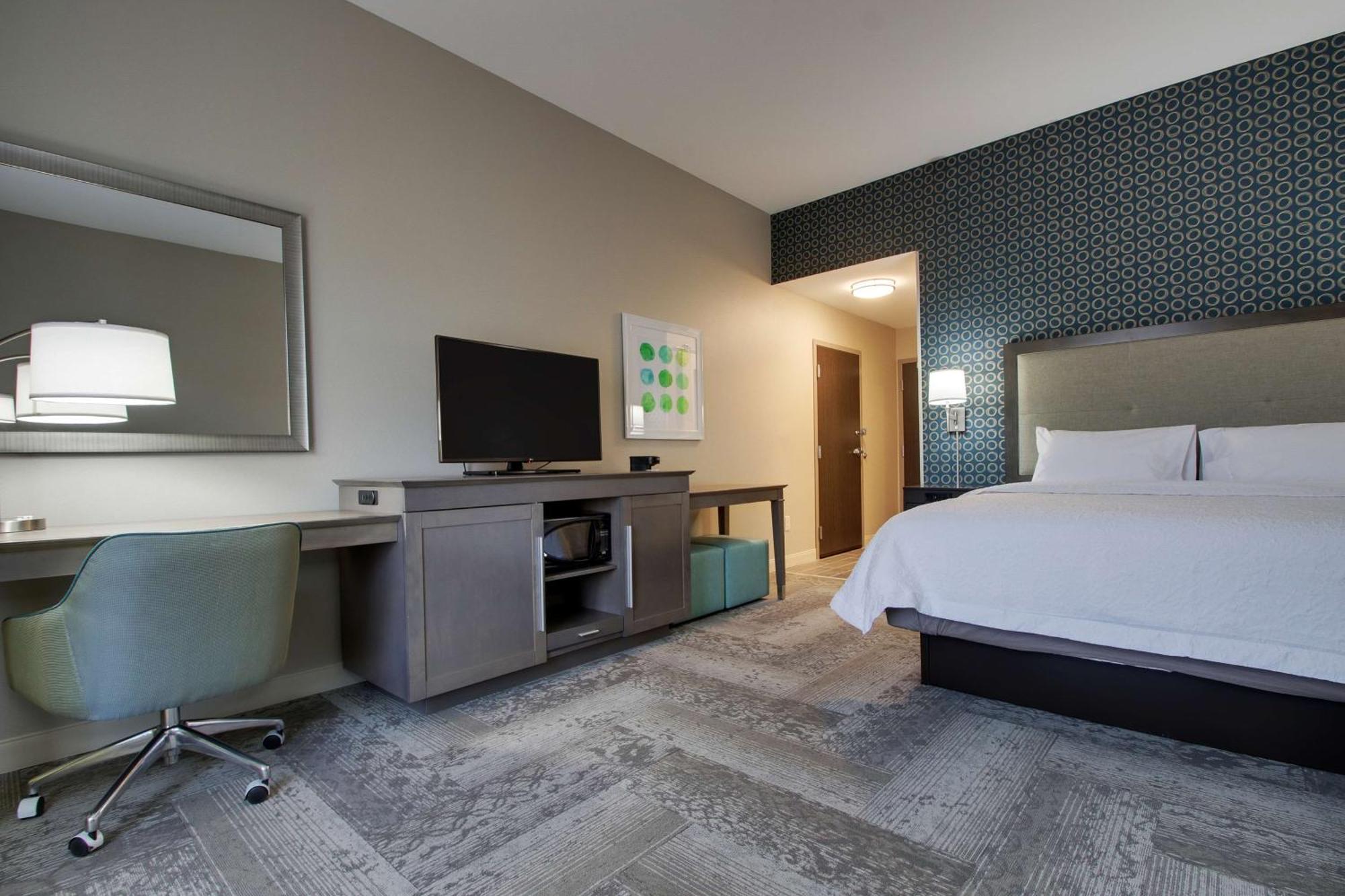 Hampton Inn & Suites By Hilton Knightdale Роли Экстерьер фото
