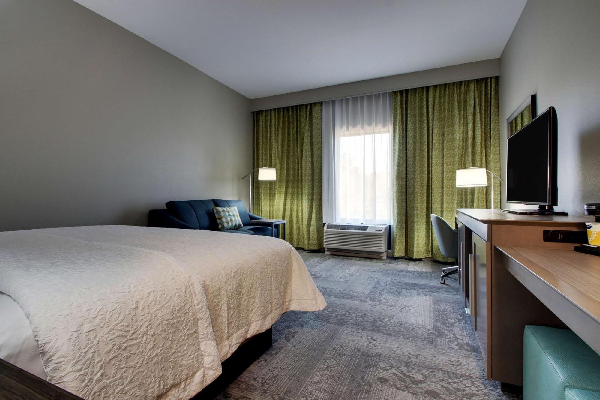 Hampton Inn & Suites By Hilton Knightdale Роли Экстерьер фото