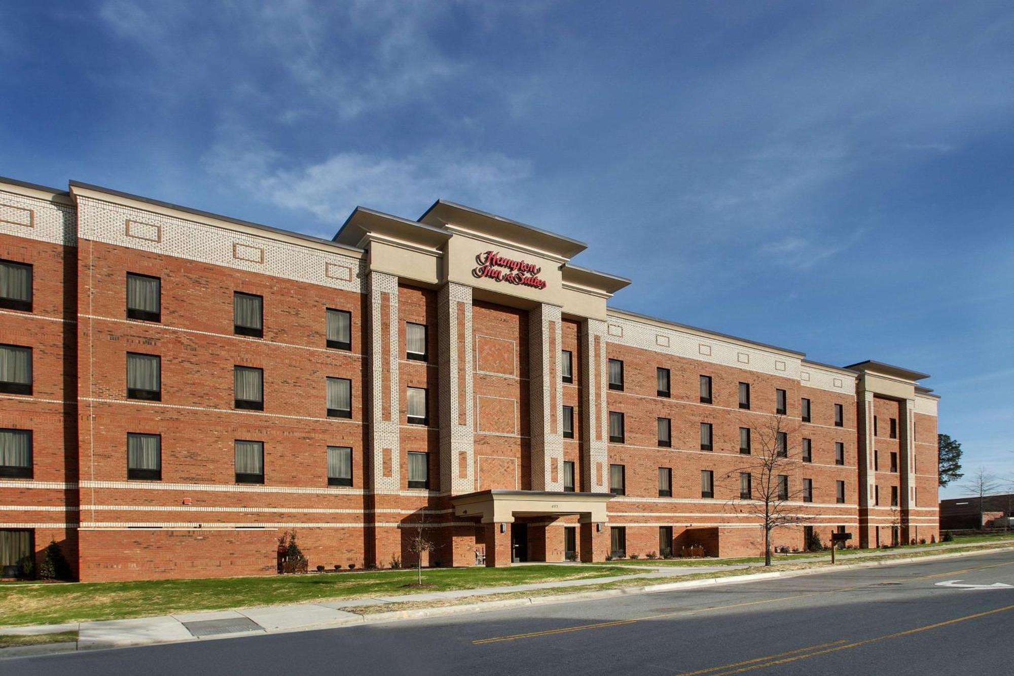 Hampton Inn & Suites By Hilton Knightdale Роли Экстерьер фото