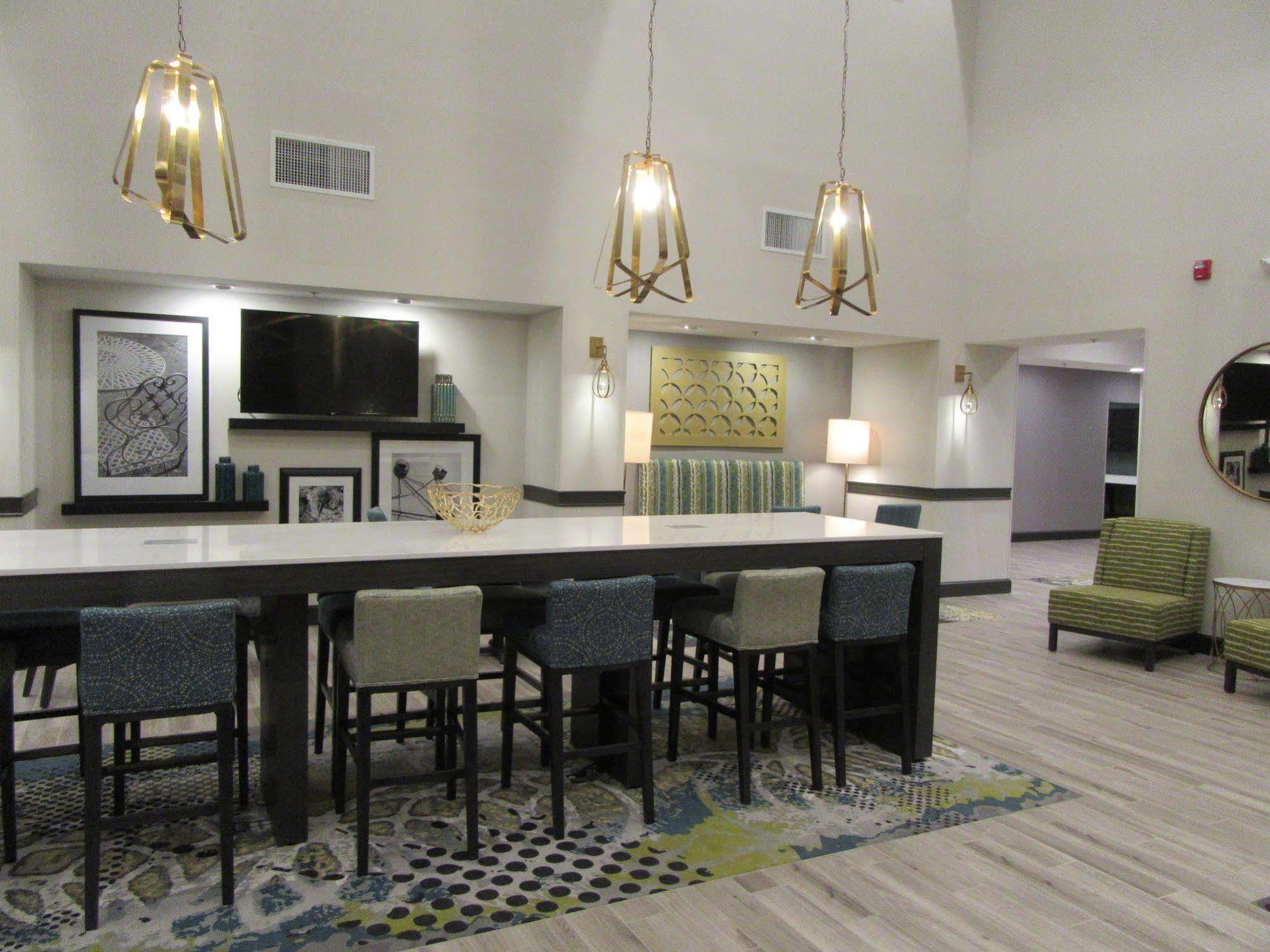 Hampton Inn & Suites By Hilton Knightdale Роли Экстерьер фото